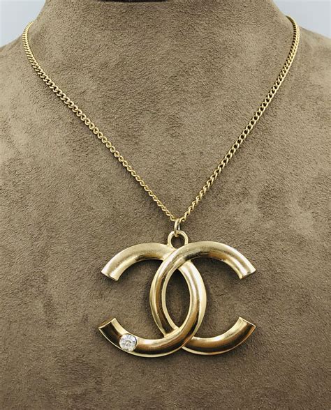 Chanel jewellery signature